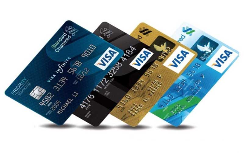 rút tiền thẻ tín dụng Standard Chartered